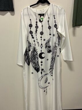 Women’s dress